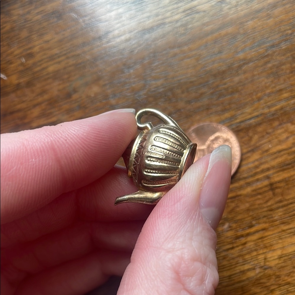 Miniature Gold Teapot Charm - Picture 2 of 5